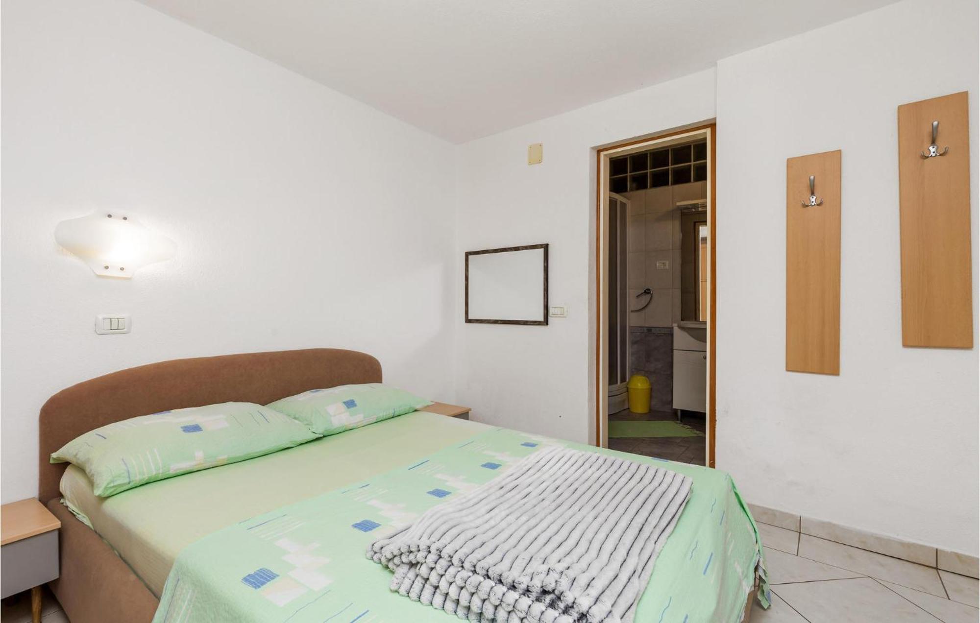 Beach Front Apartment In Punta Kriza With Kitchen Экстерьер фото