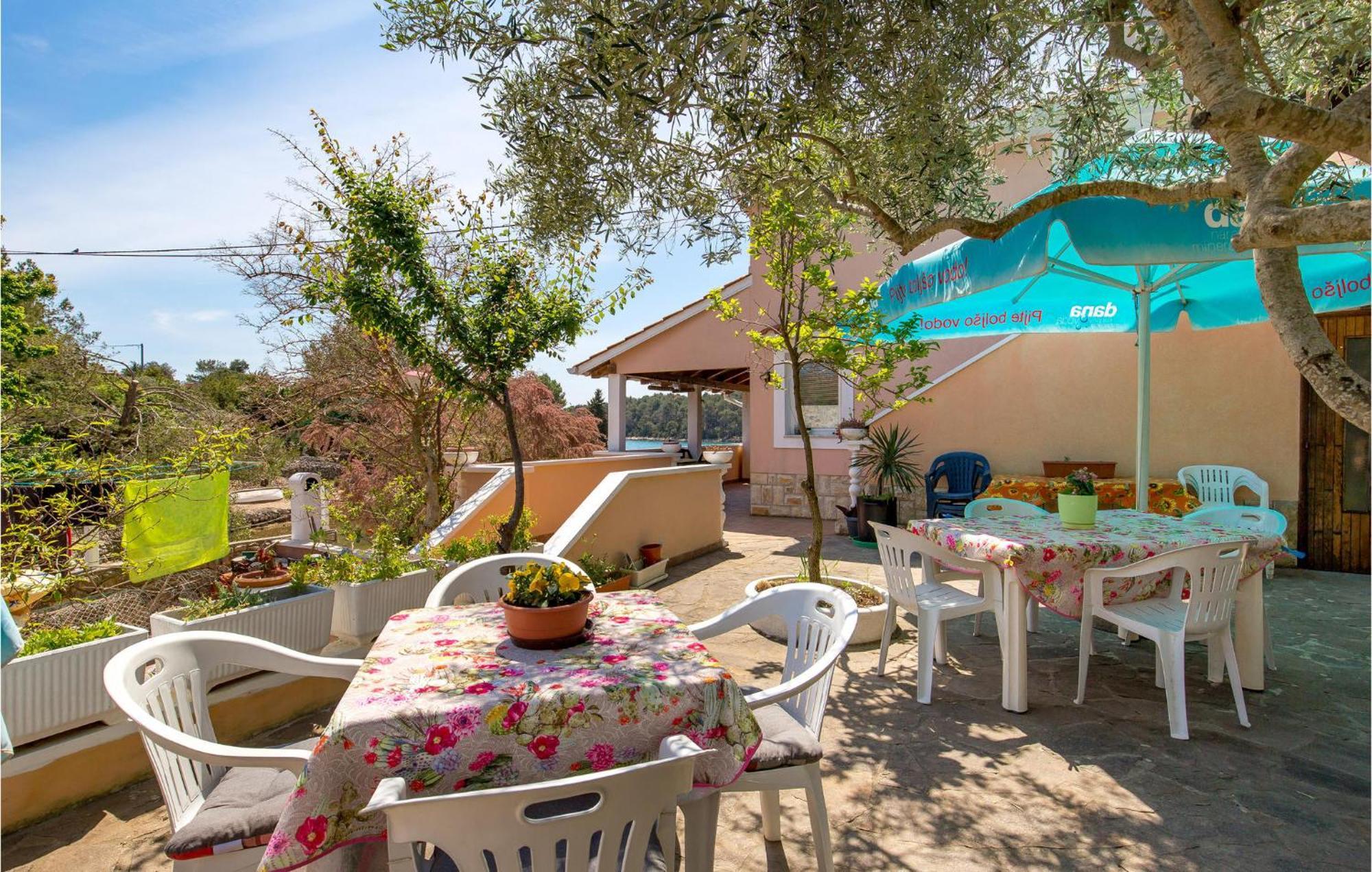 Beach Front Apartment In Punta Kriza With Kitchen Экстерьер фото